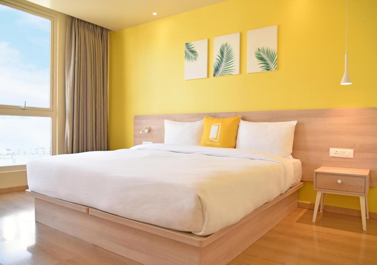 Bloom - Golf Course Road Hotel Gurgaon Exterior photo